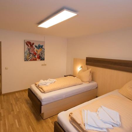 Gaestehaus Ingeborg ザールバッハ・ヒンターグレム エクステリア 写真